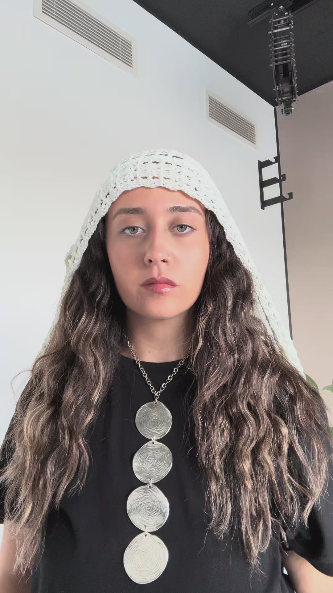 قبعة وشاح لونا